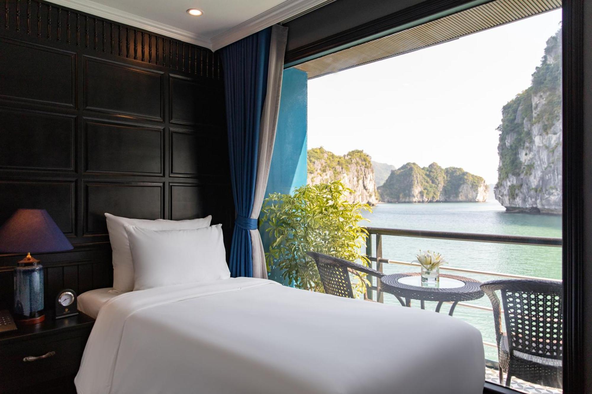 Hotel Rosy Cruises à Hạ Long Extérieur photo