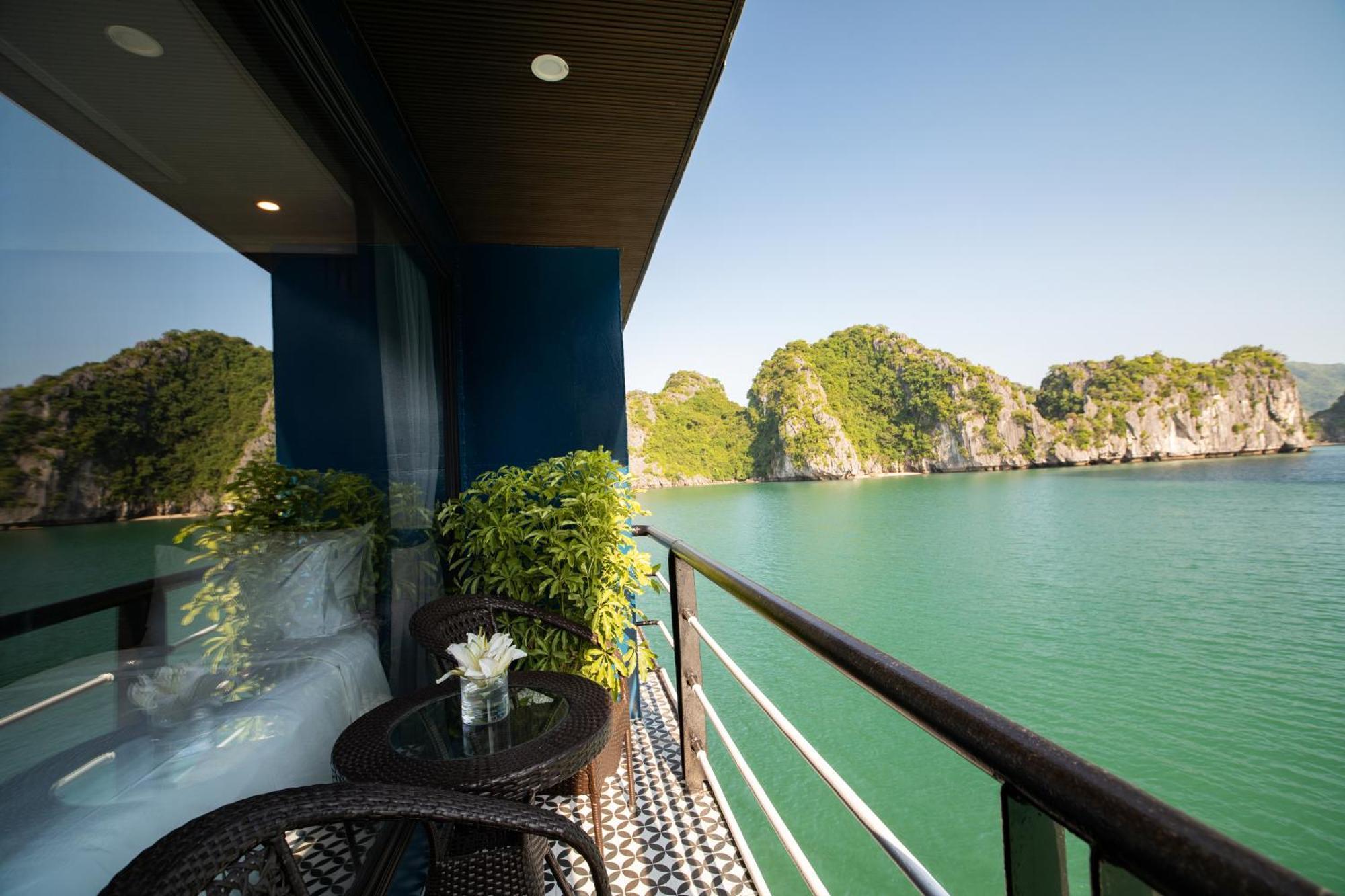 Hotel Rosy Cruises à Hạ Long Extérieur photo