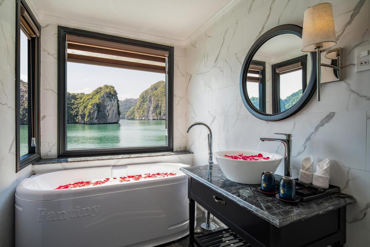 Hotel Rosy Cruises à Hạ Long Extérieur photo